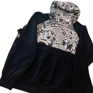 Volcom Black and White Logo Pullover Cinch Hoodie Size Large